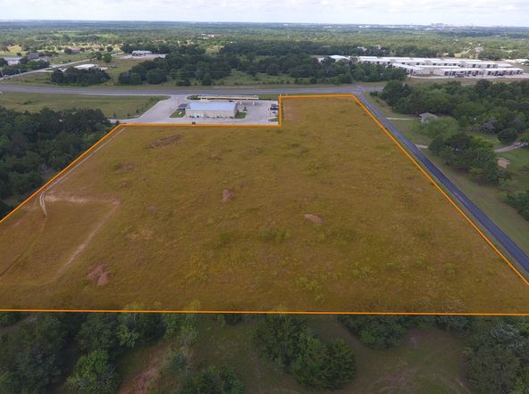 ±5.62 Acres | Hwy 30 & Winding Creek | Bryan, TX: SH-30, Bryan, TX 77802
